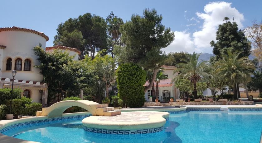 Apartamentos La RaconГ  
