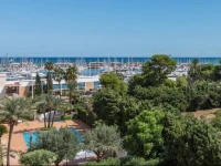 Joan Fuster Apartment 