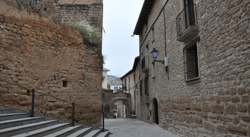 Apartamentos Turismo Rural Casa Purroy 