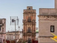 La Bella Escondida 