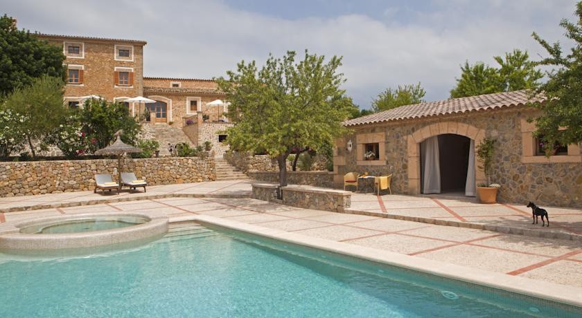 Fincahotel Can Estades 