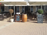 Hostal Port Corona 