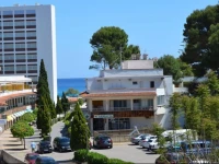 Apartamentos Massanet 