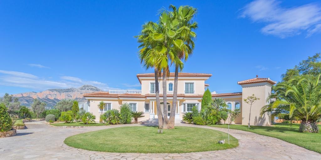 Villa Tarradolas 