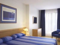 Apartamentos TurГ­sticos Blue San Esteban 