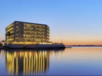 Universal Hotel MarquГ©s 
