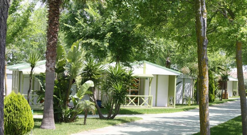 Camping-Bungalows El Faro 