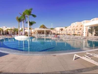 SBH Monica Beach Resort 