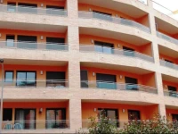 Apartamentos AR Eton 