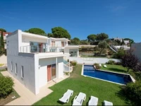Extravagance Villa 
