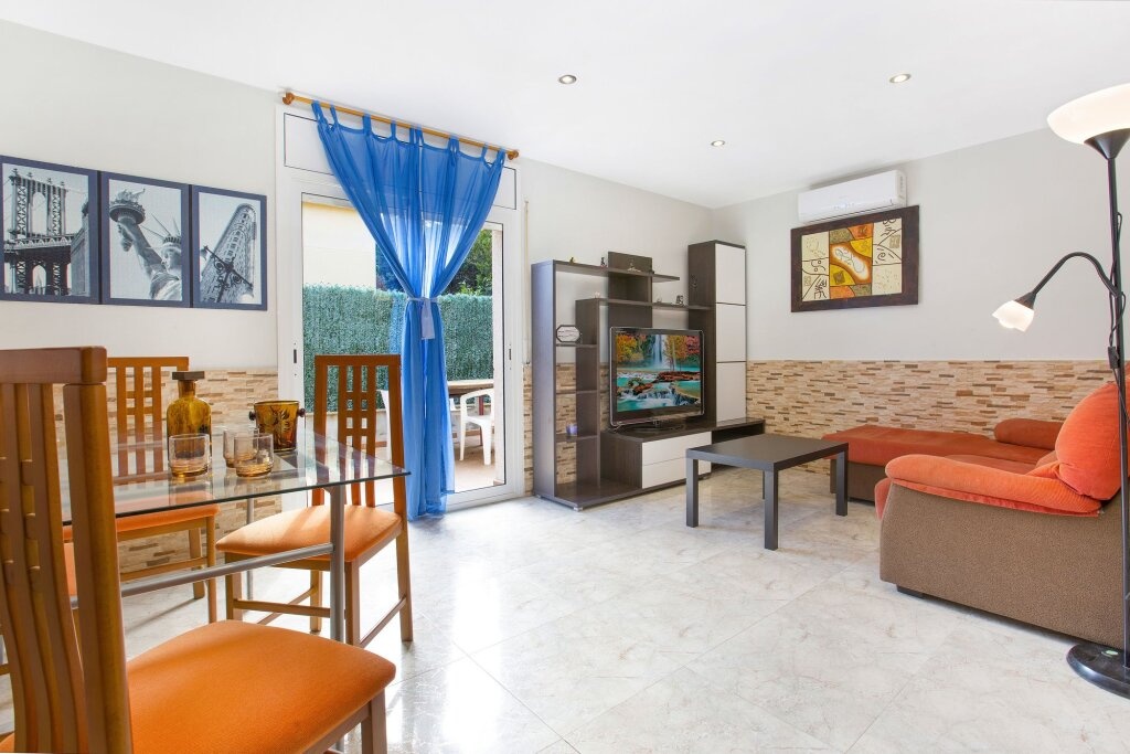 Villa Ferreira 