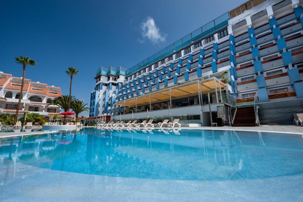 Paradise Park Fun Lifestyle Hotel 