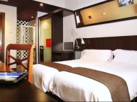 Hotel Avenida Gran VГ­a 