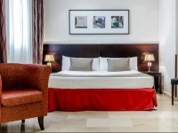 Exe Suites 33 