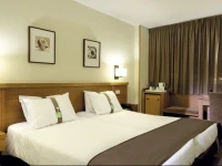 Holiday Inn Madrid - PirГЎmides 
