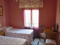 Hostal Arrate 
