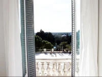 Apartamentos Plaza de Oriente 