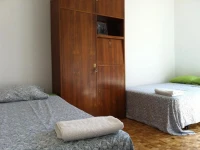 Hostal LeZule 