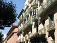 Hostal MH Fuencarral 