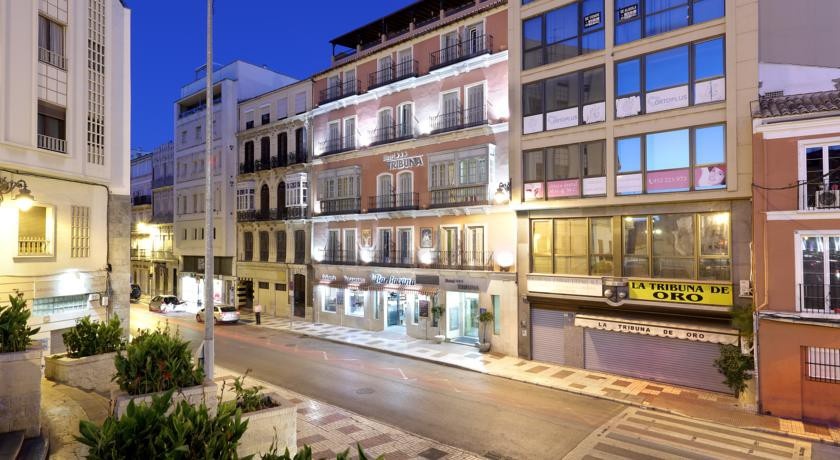 Hotel Tribuna 