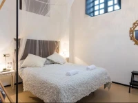 Lights Out Hostel 