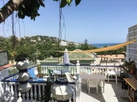 Malaga Beach and Center Backpackers 