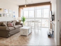Malagasuite Showroom Apartments.Merced.Center 