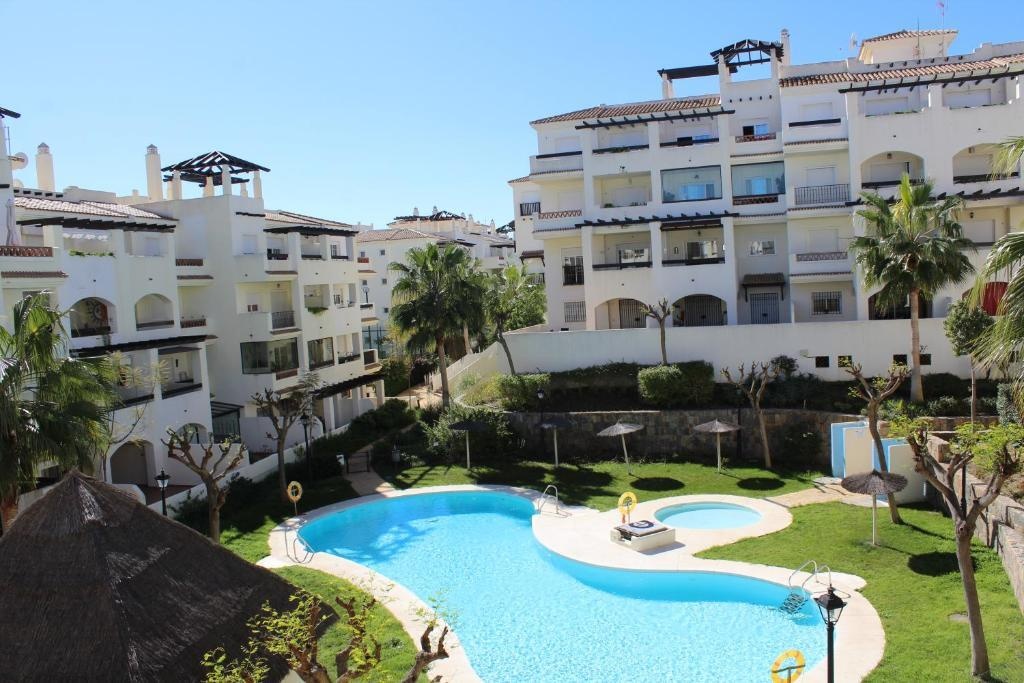 Apartemento La Duquesa 2036 