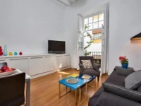 Stylish Old Town apartment 