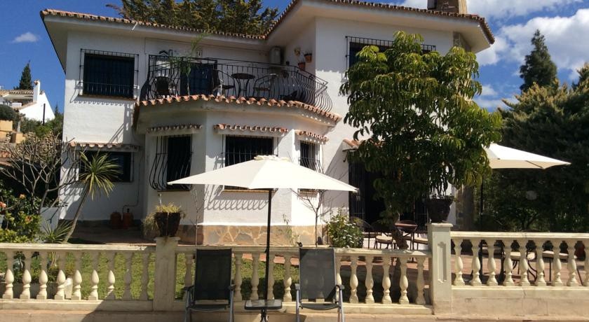 Villa MarГ© Bed & Breakfast 