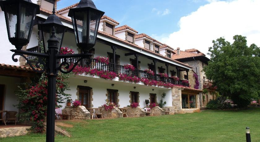 HosterГ­a Spa El Pomar 