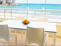ApartUP Spectacular Beach View 