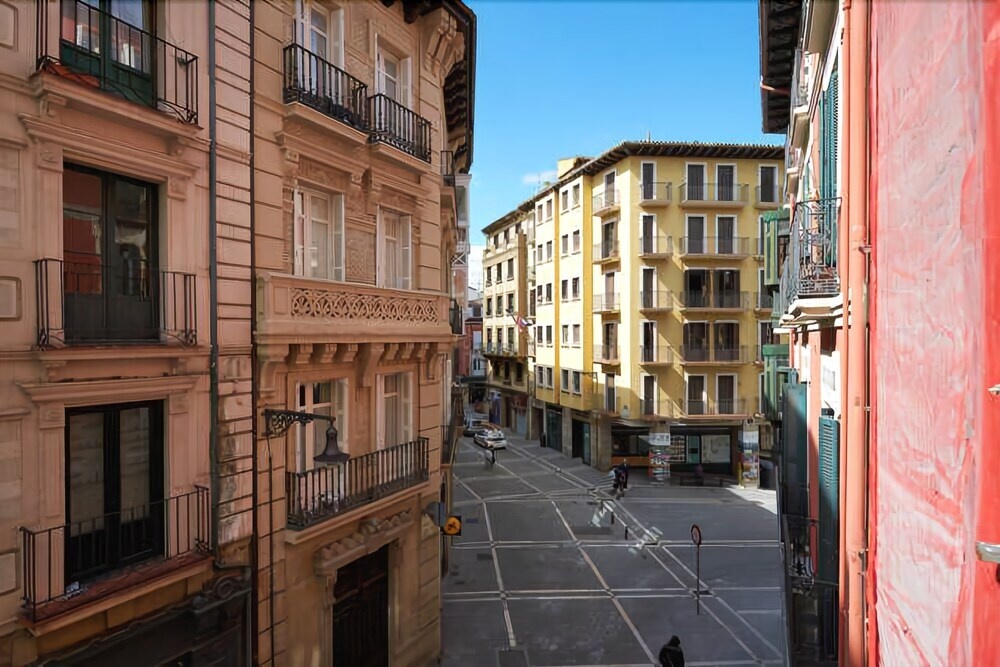 Apto. Ayla Ayuntamiento 