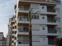 Apartamentos Papa Luna 3000 