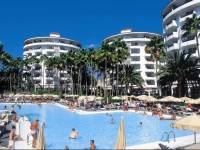 Servatur Waikiki 