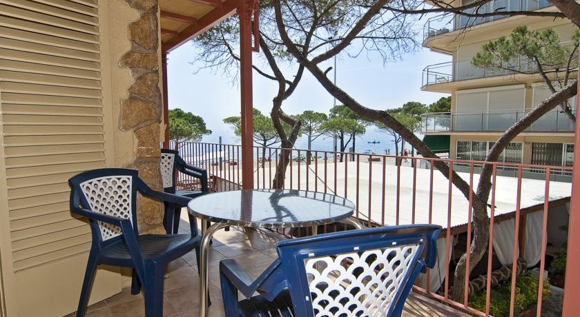 Apartamentos Aromar 