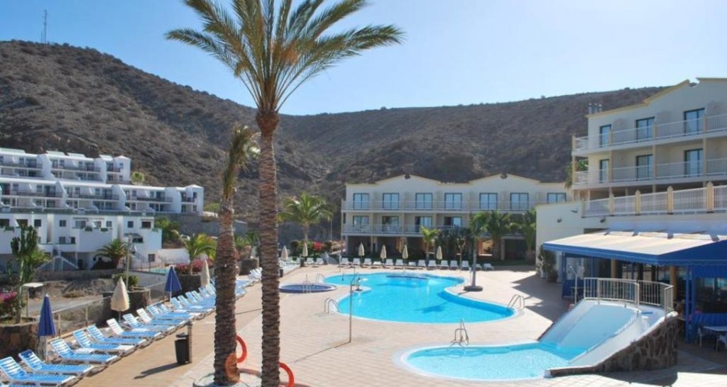 Apartamentos Natural Park 