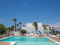 Apartamentos THe Oasis 