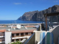 Los Gigantes 