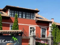 Hotel y Apartamentos El CamГ­n 