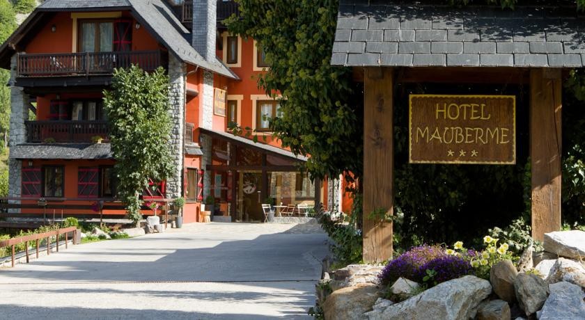 Hotel Mauberme 
