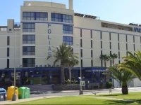 Aparthotel FolГ­as 