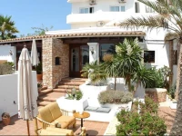 Hostal Illes PitiГјses 