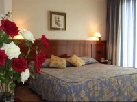Hotel Abril 