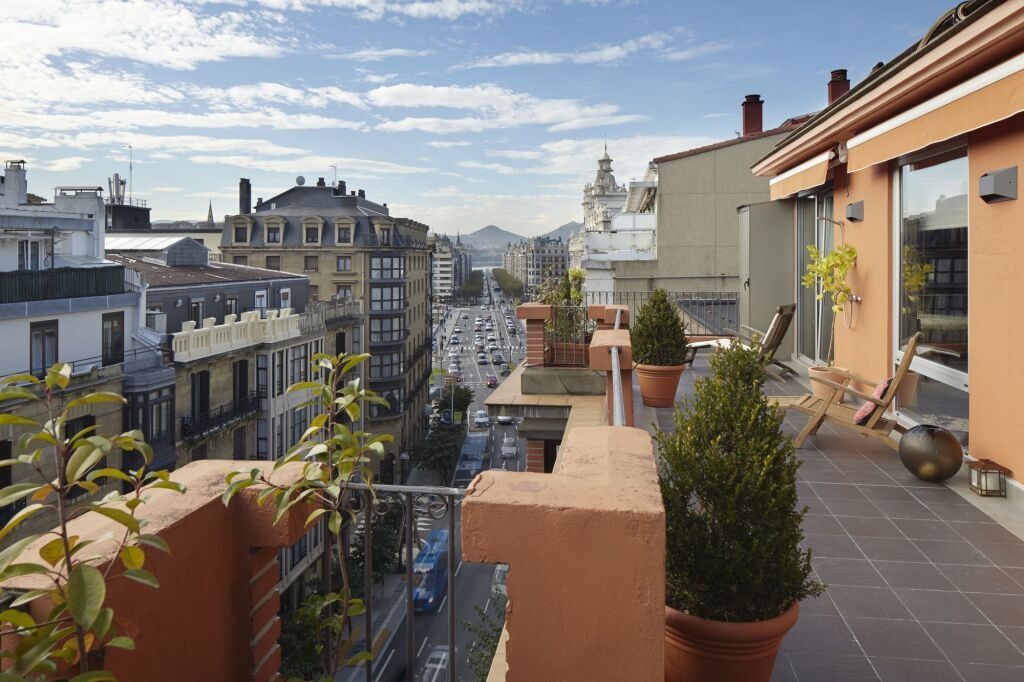 Gaindegi Apartment by FeelFree Rentals 