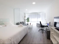PensiГіn T5 Donostia Suites 