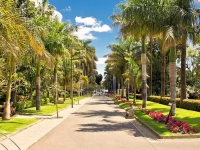 Hotel Adonis Capital 
