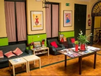 Sevilla Hostel One Centro 