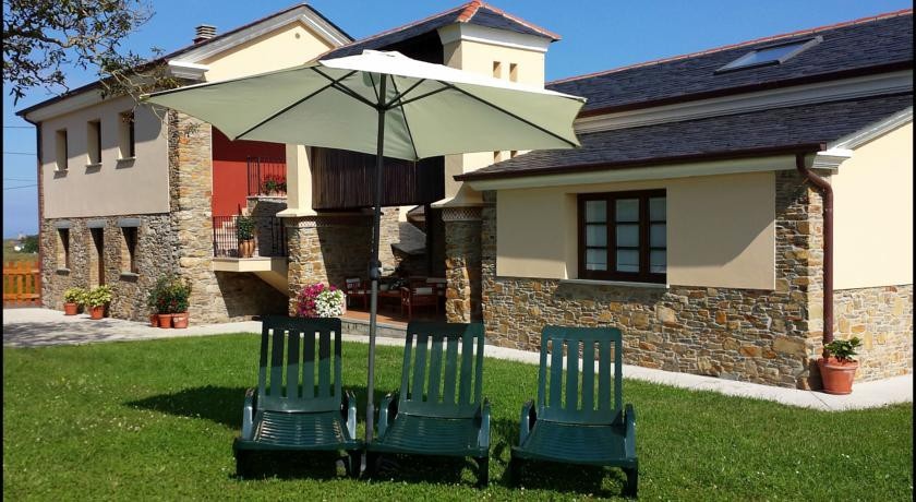 Apartamentos Rurales Casanova 