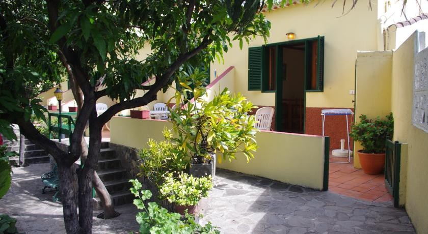 Apartamentos BorbalГЎn y La Roseta 